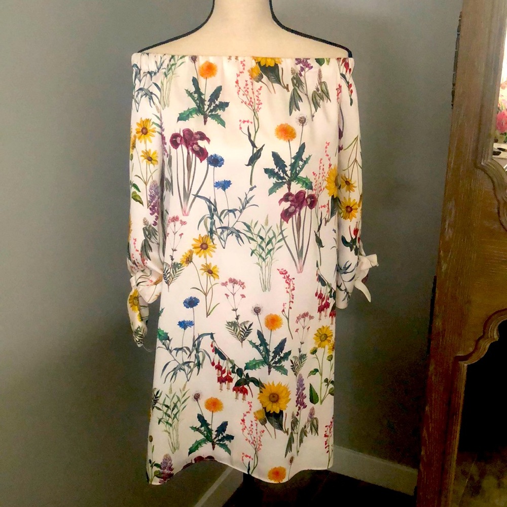 Bailey 44 botanical off the shoulder dress